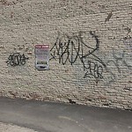 Graffiti at 709–711 Washington St