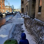 Unshoveled/Icy Sidewalk at N42.34 E71.12