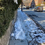 Unshoveled/Icy Sidewalk at 366 Kent St