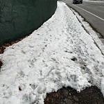 Unshoveled/Icy Sidewalk at 260 Lee St