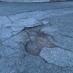 Pothole at 181–189 Thorndike St