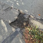 Pothole at 89 Marion St