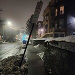 Damaged Sign at 115 Walnut St