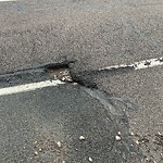 Pothole at 187–213 Newton St