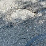 Pothole at 310 Kent St