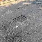 Pothole at 40 Kent St