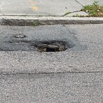 Pothole at 16–44 Dummer St