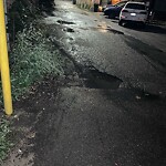 Pothole at 4–42 St Marys Ct, 布鲁克莱恩