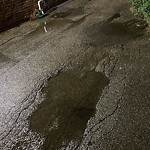 Pothole at 4–42 St Marys Ct, 布鲁克莱恩