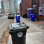 Trash/Recycling at 1418–1424 Beacon St
