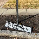 Damaged Sign at 29–99 Weybridge Rd