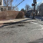 Pothole at 141–163 Kent St